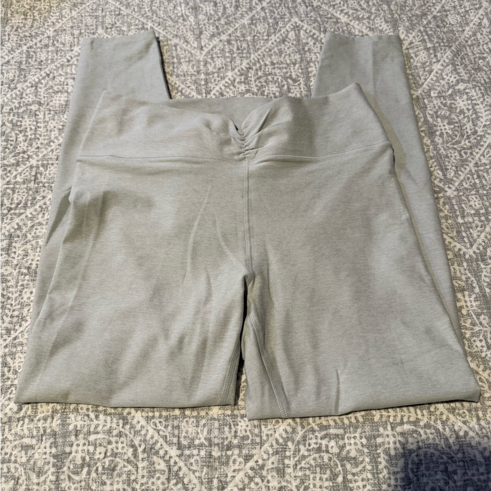 Vuori Elevation Legging - image 2